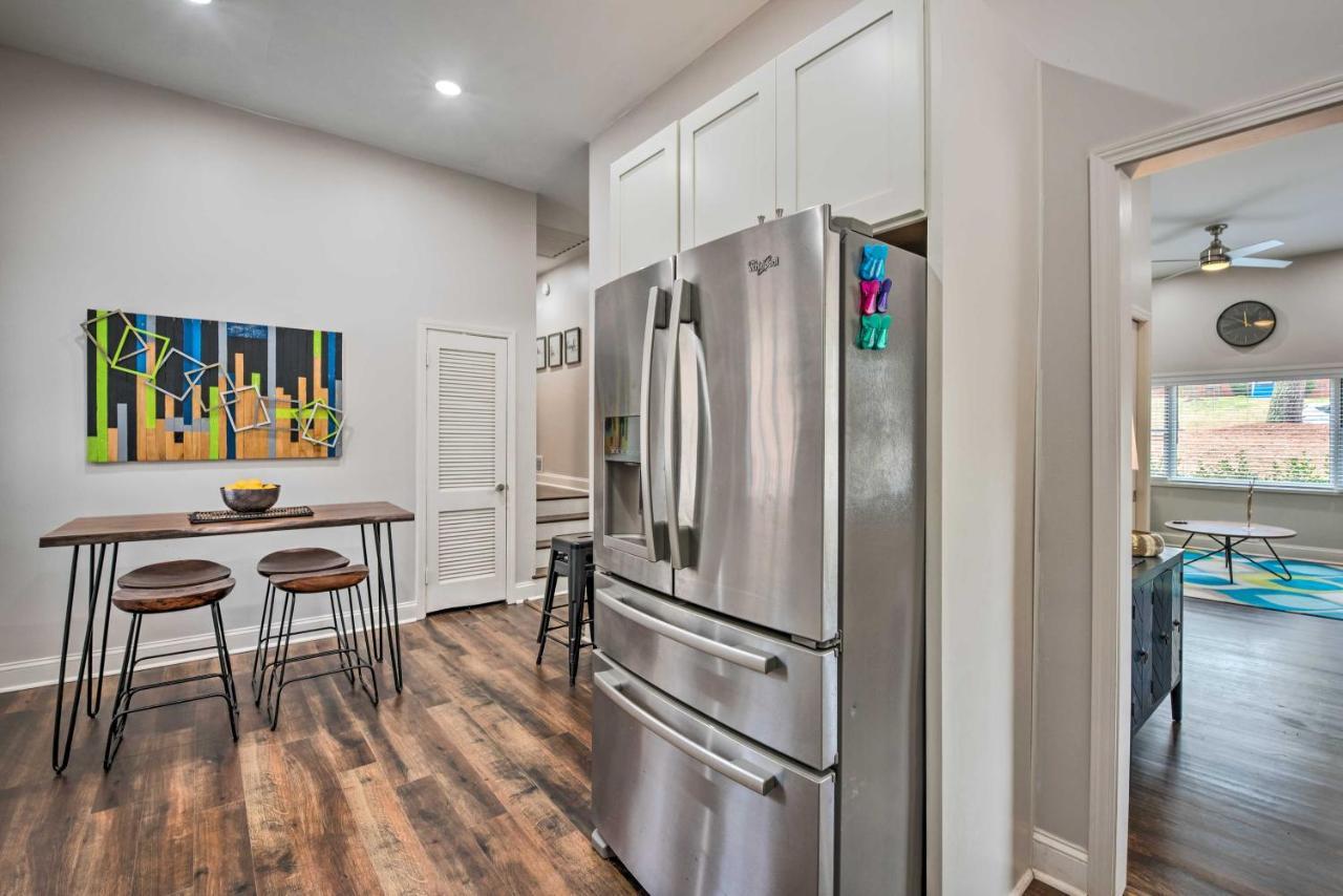 Atlanta Retreat With Deck In Greenbriar Area! المظهر الخارجي الصورة