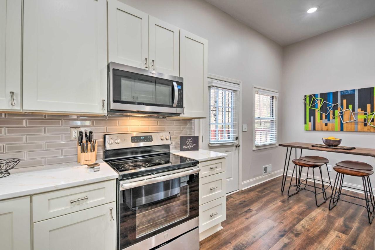 Atlanta Retreat With Deck In Greenbriar Area! المظهر الخارجي الصورة