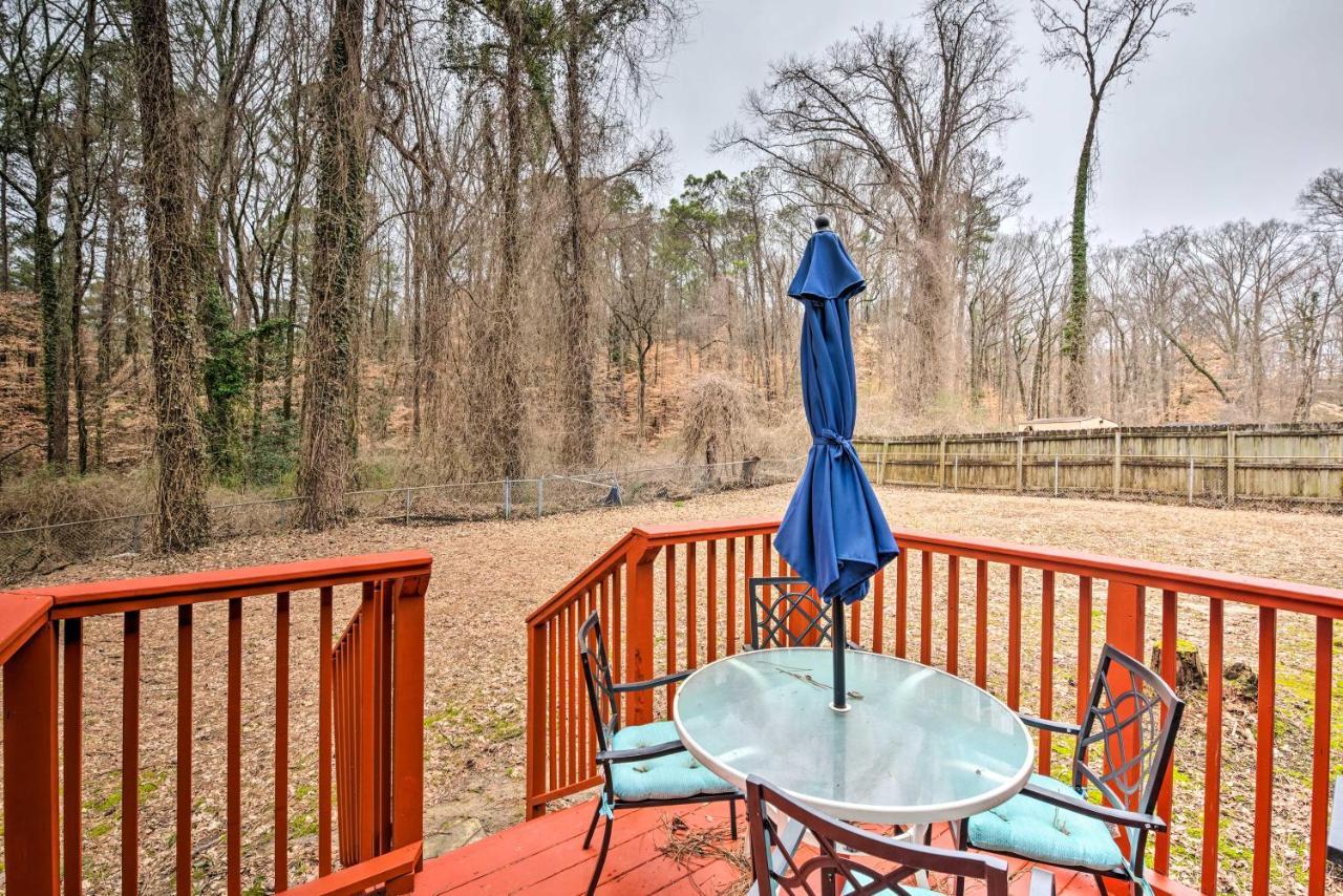Atlanta Retreat With Deck In Greenbriar Area! المظهر الخارجي الصورة